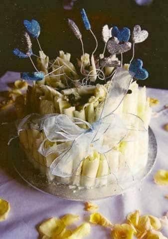 Designer Cakes and Flowers